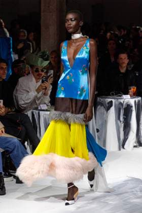 Marni Ready to wear fall winter 2025:26; MILAN March 2025 Marni Ready to wear fall winter 2025:26; MILAN March 2025, Credit:Zeppelin Avalon  Copyright: xZeppelinx xAvalonx 0971074111