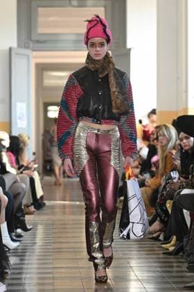 Milan, Milan Women s Fashion Week: Fall Winter 2025 - Fashion Show by. Francesca Liberatore - catwalk Milan, Milan Women s Fashion Week: Fall Winter 2025 - Women s Fashion, Fall Winter 2025.- Francesca Liberatore fashion show - catwalk in the photo: Model MILAN Italy  Copyright: xIPA ABACAx