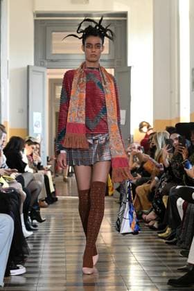 Entertainment Themen der Woche KW09 Entertainment Bilder des Tages Milan, Italy: Milan, Milan Women s Fashion Week: Fall Winter 2025 - Women s Fashion, Fall Winter 2025.- Francesca Liberatore fashion show - catwalk in the photo: Model Milan Italy  - ZUMAp169 20250302_zea_p169_334 Copyright: xSimonaxChiocciax