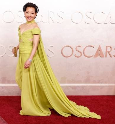 Joan Chen arrives on the red carpet for the 97th Academy Awards in the Hollywood section of Los Angeles on Sunday, March 2, 2025.  LAP20250302718 JOHNxANGELILLO