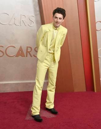 Timothée Chalamet arrives on the red carpet for the 97th Academy Awards in the Hollywood section of Los Angeles on Sunday, March 2, 2025.  LAP20250302378 JIMxRUYMEN