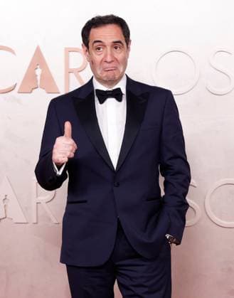 Karren Karagulian arrives on the red carpet for the 97th Academy Awards in the Hollywood section of Los Angeles on Sunday, March 2, 2025.  LAP20250302846 JOHNxANGELILLO