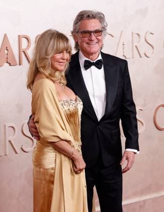 (L-R) Goldie Hawn and Kurt Russell arrive on the red carpet for the 97th Academy Awards in the Hollywood section of Los Angeles on Sunday, March 2, 2025.  LAP20250302866 JOHNxANGELILLO