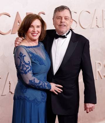 (L-R) Marilou Hamill and Mark Hamill arrive on the red carpet for the 97th Academy Awards in the Hollywood section of Los Angeles on Sunday, March 2, 2025.  LAP20250302888 JOHNxANGELILLO