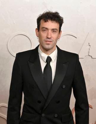 Paul Guilhaume arrives on the red carpet for the 97th Academy Awards in the Hollywood section of Los Angeles on Sunday, March 2, 2025.  LAP20250302466 JIMxRUYMEN