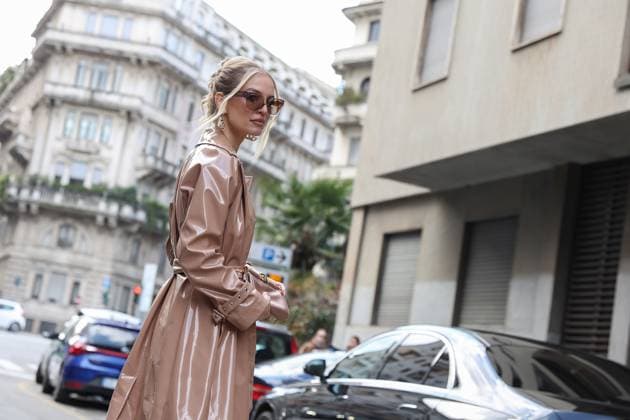 Mailand Fashion Week, Streetstyle Milan Fashion Week 2025 Dolce Gabbana street style in Milan, Italy - 1 Mar 2025 Fashion influencer Leonie Hanne poses for photographers in street style before Dolce & Gabbana FW 2025 - 2026 fashion show. Milan Women Fashion Week is taking place from February 25 to March 3, 2025 in Milan. Milan Italy Copyright: xTakimotoxMarinax xSOPAxImagesx 649A5567-b