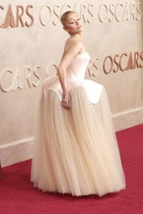 USA - 97th Annual Academy Awards - Los Angeles LOS ANGELES - MAR 2: Ariana Grande at the 97th Annual Academy Awards at the Dolby Theater on March 2, 2025 in Los Angeles, CA Los Angeles CA USA  Copyright: xHPAx xHutchinsxPhotox