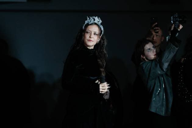 Camille Lellouche performs songs from her latest album during the Weinsanto Womenswear Ready To Wear Fall Winter 2025 20266 show at Paris Fashion Week PFW Camille Lellouche performs songs from her latest album during the Weinsanto Womenswear Ready To Wear Fall Winter 2025 20266 show at Paris Fashion Week PFW , in Paris, France, on March 3, 2025 Christophe Clovis Bestimage French singer actress Camille Lellouche performs songs from her latest album during the Weinsanto Womenswear Ready To Wear Fall Winter 2025 20266 show during Paris Fashion Week PFW , in Paris, France, on March 3, 2025 Paris France  Copyright: xChristophexClovisx xBestimagexChristophexClovisx xBestimagex