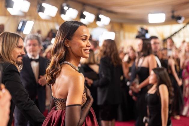 Zoe Saldana arrives on the red carpet of the 97th OscarsÂ® at the DolbyÂ® Theatre at Ovation Hollywood on Sunday, March 2, 2025. Los Angeles CA USA  34776349PLX