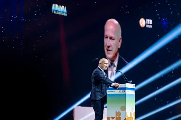 News Themen der Woche KW10 News Bilder des Tages Eröffnungsveranstaltung der ITB Berlin 2025 am 03.03.2025 Kai Wegner, Regierender Bürgermeister von Berlin, hält eine Rede während der Eröffnungsveranstaltung der ITB Berlin 2025 in der Messe Berlin. *** Opening event of ITB Berlin 2025 on 03 03 2025 Kai Wegner, Governing Mayor of Berlin, gives a speech during the opening event of ITB Berlin 2025 at Messe Berlin Copyright: xEVENTPRESSxJeremyxKnowlesx