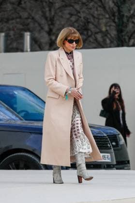 Exits of Christian Dior Womenswear Ready to Wear Fall Winter 2025 2026 fashion show during Paris Fashion Week PFW Anna Wintour exiting the Christian Dior Womenswear Ready to Wear Fall Winter 2025 2026 fashion show during Paris Fashion Week PFW , in Paris, France, March 4, 2025 Christophe Clovis Bestimage Exits of Christian Dior Womenswear Ready to Wear Fall Winter 2025 2026 fashion show during Paris Fashion Week PFW in Paris, France, March 4, 2025 Paris France  Copyright: xChristophexClovisx xBestimagexChristophexClovisx xBestimagex