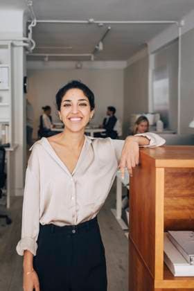 Creative Highlights Symbolfotos Portrait of smiling female entrepreneur standing near desk in office Sweden, Stockholm, model released, property released Copyright: xMaskotx , MA116270 MA116270