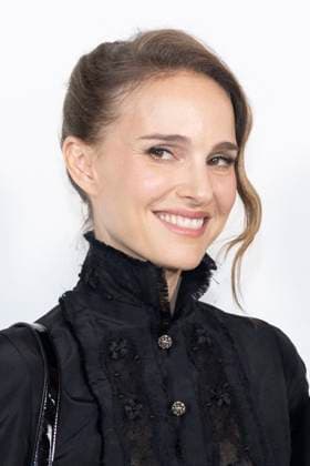 Greeting at the Christian Dior Womenswear Ready to Wear Fall Winter 2025 2026 show during Paris Fashion Week PFW Natalie Portman at the Christian Dior Womenswear Ready to Wear Fall Winter 2025 2026 show during Paris Fashion Week PFW , in Paris, France, March 4, 2025 Olivier Borde Bestimage Greeting at the Christian Dior Womenswear Ready to Wear Fall Winter 2025 2026 show during Paris Fashion Week PFW , in Paris, France, March 4, 2025 Paris France  Copyright: xOLIVIERxBORDEx xBESTIMAGExOLIVIERxBORDEx xBESTIMAGEx