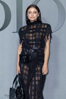 Photocall at the Christian Dior Womenswear Ready to Wear Fall Winter 2025 2026 show during Paris Fashion Week PFW Aislinn Derbez at the photocall at the Christian Dior Womenswear Ready to Wear Fall Winter 2025 2026 show during Paris Fashion Week PFW , in Paris, France, March 4, 2025 Olivier Borde Bestimage Photocall at the Christian Dior Womenswear Ready to Wear Fall Winter 2025 2026 show during Paris Fashion Week PFW , in Paris, France, March 4, 2025 Paris France  Copyright: xOLIVIERxBORDEx xBESTIMAGExOLIVIERxBORDEx xBESTIMAGEx