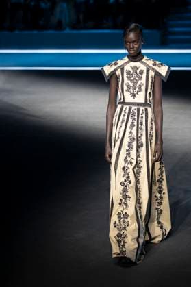 PFW - Dior Runway Models present creations by Dior for the Womenswear Ready-to-wear Fall-Winter 2025 2026 collection as part of the Paris Fashion Week, in Paris on March 4, 2025. Photo by Eliot Blondet ABACAPRESS.COM Paris France  Copyright: xBlondetxEliot ABACAx