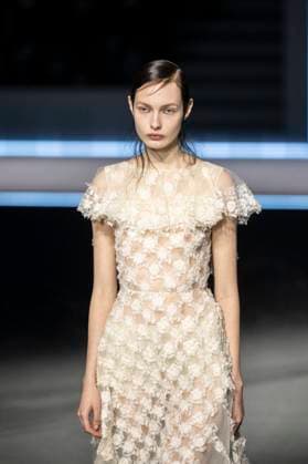 PFW - Dior Runway Models present creations by Dior for the Womenswear Ready-to-wear Fall-Winter 2025 2026 collection as part of the Paris Fashion Week, in Paris on March 4, 2025. Photo by Eliot Blondet ABACAPRESS.COM Paris France  Copyright: xBlondetxEliot ABACAx