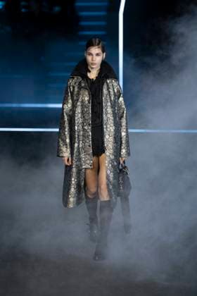 PFW - Dior Runway Models present creations by Dior for the Womenswear Ready-to-wear Fall-Winter 2025 2026 collection as part of the Paris Fashion Week, in Paris on March 4, 2025. Photo by Eliot Blondet ABACAPRESS.COM Paris France  Copyright: xBlondetxEliot ABACAx