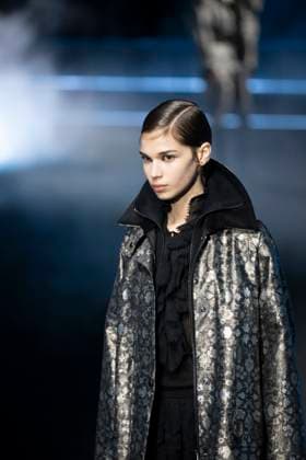 PFW - Dior Runway Models present creations by Dior for the Womenswear Ready-to-wear Fall-Winter 2025 2026 collection as part of the Paris Fashion Week, in Paris on March 4, 2025. Photo by Eliot Blondet ABACAPRESS.COM Paris France  Copyright: xBlondetxEliot ABACAx