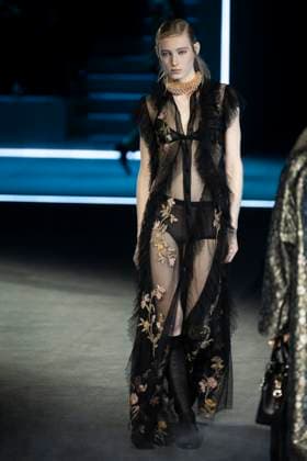 PFW - Dior Runway Models present creations by Dior for the Womenswear Ready-to-wear Fall-Winter 2025 2026 collection as part of the Paris Fashion Week, in Paris on March 4, 2025. Photo by Eliot Blondet ABACAPRESS.COM Paris France  Copyright: xBlondetxEliot ABACAx