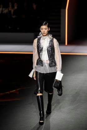 PFW - Dior Runway Models present creations by Dior for the Womenswear Ready-to-wear Fall-Winter 2025 2026 collection as part of the Paris Fashion Week, in Paris on March 4, 2025. Photo by Eliot Blondet ABACAPRESS.COM Paris France  Copyright: xBlondetxEliot ABACAx