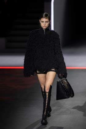 PFW - Dior Runway Models present creations by Dior for the Womenswear Ready-to-wear Fall-Winter 2025 2026 collection as part of the Paris Fashion Week, in Paris on March 4, 2025. Photo by Eliot Blondet ABACAPRESS.COM Paris France  Copyright: xBlondetxEliot ABACAx