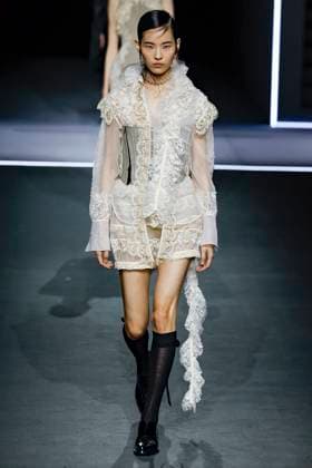 Défilé Christian Dior Mode Féminine Prêt À Porter Automne Hiver 2025 2026 lors de la Fashion Week de Paris PFW Défilé Christian Dior Mode Féminine Prêt À Porter Automne Hiver 2025 2026 lors de la Fashion Week de Paris PFW , à Paris, France, le 4 mars 2025 Runway Christian Dior Womenswear Ready to Wear Fall Winter 2025 2026 show during Paris Fashion Week PFW , in Paris, France, March 4, 2025 Paris France  Copyright: xAgencex xBestimagexAgencex xBestimagex