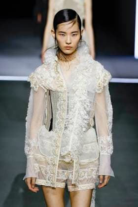 Défilé Christian Dior Mode Féminine Prêt À Porter Automne Hiver 2025 2026 lors de la Fashion Week de Paris PFW Défilé Christian Dior Mode Féminine Prêt À Porter Automne Hiver 2025 2026 lors de la Fashion Week de Paris PFW , à Paris, France, le 4 mars 2025 Runway Christian Dior Womenswear Ready to Wear Fall Winter 2025 2026 show during Paris Fashion Week PFW , in Paris, France, March 4, 2025 Paris France  Copyright: xAgencex xBestimagexAgencex xBestimagex