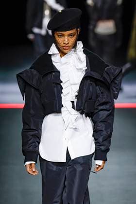 Défilé Christian Dior Mode Féminine Prêt À Porter Automne Hiver 2025 2026 lors de la Fashion Week de Paris PFW Défilé Christian Dior Mode Féminine Prêt À Porter Automne Hiver 2025 2026 lors de la Fashion Week de Paris PFW , à Paris, France, le 4 mars 2025 Runway Christian Dior Womenswear Ready to Wear Fall Winter 2025 2026 show during Paris Fashion Week PFW , in Paris, France, March 4, 2025 Paris France  Copyright: xAgencex xBestimagexAgencex xBestimagex