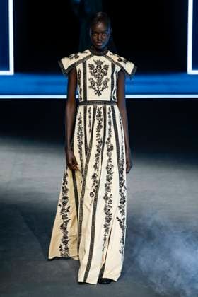 Défilé Christian Dior Mode Féminine Prêt À Porter Automne Hiver 2025 2026 lors de la Fashion Week de Paris PFW Défilé Christian Dior Mode Féminine Prêt À Porter Automne Hiver 2025 2026 lors de la Fashion Week de Paris PFW , à Paris, France, le 4 mars 2025 Runway Christian Dior Womenswear Ready to Wear Fall Winter 2025 2026 show during Paris Fashion Week PFW , in Paris, France, March 4, 2025 Paris France  Copyright: xAgencex xBestimagexAgencex xBestimagex