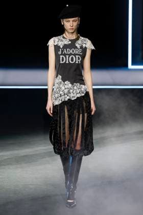Défilé Christian Dior Mode Féminine Prêt À Porter Automne Hiver 2025 2026 lors de la Fashion Week de Paris PFW Défilé Christian Dior Mode Féminine Prêt À Porter Automne Hiver 2025 2026 lors de la Fashion Week de Paris PFW , à Paris, France, le 4 mars 2025 Runway Christian Dior Womenswear Ready to Wear Fall Winter 2025 2026 show during Paris Fashion Week PFW , in Paris, France, March 4, 2025 Paris France  Copyright: xAgencex xBestimagexAgencex xBestimagex