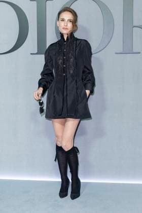 Photocall dau défilé Christian Dior Mode Féminine Prêt À Porter Automne Hiver 2025 2026 lors de la Fashion Week de Paris PFW Natalie Portman au photocall du défilé Christian Dior Mode Féminine Prêt À Porter Automne Hiver 2025 2026 lors de la Fashion Week de Paris PFW , à Paris, France, le 4 mars 2025 Olivier Borde Bestimage Photocall at the Christian Dior Womenswear Ready to Wear Fall Winter 2025 2026 show during Paris Fashion Week PFW , in Paris, France, March 4, 2025 Paris France  Copyright: xOLIVIERxBORDEx xBESTIMAGExOLIVIERxBORDEx xBESTIMAGEx