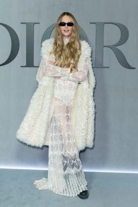 Photocall dau défilé Christian Dior Mode Féminine Prêt À Porter Automne Hiver 2025 2026 lors de la Fashion Week de Paris PFW Elle Macpherson au photocall du défilé Christian Dior Mode Féminine Prêt À Porter Automne Hiver 2025 2026 lors de la Fashion Week de Paris PFW , à Paris, France, le 4 mars 2025 Olivier Borde Bestimage Photocall at the Christian Dior Womenswear Ready to Wear Fall Winter 2025 2026 show during Paris Fashion Week PFW , in Paris, France, March 4, 2025 Paris France  Copyright: xOLIVIERxBORDEx xBESTIMAGExOLIVIERxBORDEx xBESTIMAGEx