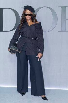 Photocall dau défilé Christian Dior Mode Féminine Prêt À Porter Automne Hiver 2025 2026 lors de la Fashion Week de Paris PFW Tems au photocall du défilé Christian Dior Mode Féminine Prêt À Porter Automne Hiver 2025 2026 lors de la Fashion Week de Paris PFW , à Paris, France, le 4 mars 2025 Olivier Borde Bestimage Photocall at the Christian Dior Womenswear Ready to Wear Fall Winter 2025 2026 show during Paris Fashion Week PFW , in Paris, France, March 4, 2025 Paris France  Copyright: xOLIVIERxBORDEx xBESTIMAGExOLIVIERxBORDEx xBESTIMAGEx