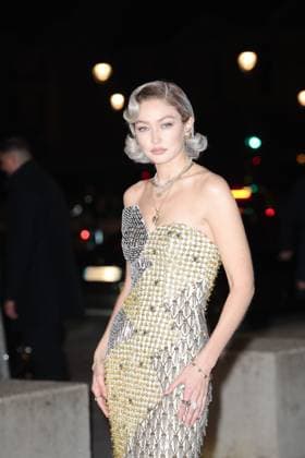 Arrivals at Le Grand Diner du Louvre during the Womenswear Fall Winter 2025 2026 as part of Paris Fashion Week PFW Gigi Hadid arrives at Le Grand Diner du Louvre during the Womenswear Fall Winter 2025 2026 as part of Paris Fashion Week PFW , in Paris, France, March 04, 2025 Cyril Moreau Bestimage Celebs arriving at Le Grand Diner du Louvre during the Womenswear Fall Winter 2025 2026 as part of Paris Fashion Week on March 04, 2025 in Paris, France Paris France  Copyright: xCYRILxMOREAUx xBESTIMAGExCYRILxMOREAUx xBESTIMAGEx