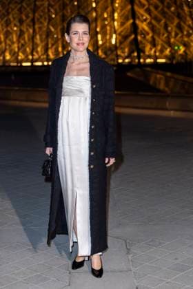 Le Grand Diner du Louvre Photo call Charlotte Casiraghi Photo Call du Le Grand Diner du Louvre during Fashion Week in Paris on March 5th, 2025 Olivier Borde Bestimage Photo call Le Grand Diner du Louvre during Fashion Week in Paris on March 5th, 2025 Paris France  Copyright: xOLIVIERxBORDEx xBESTIMAGExOLIVIERxBORDEx xBESTIMAGEx