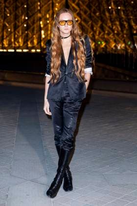 Le Grand Diner du Louvre photo call Harris Reed Photo Call du Le Grand Diner du Louvre during Fashion Week in Paris on March 5th, 2025 Olivier Borde Bestimage Photo call Le Grand Diner du Louvre during Fashion Week in Paris on March 5th, 2025 Paris France  Copyright: xOLIVIERxBORDEx xBESTIMAGExOLIVIERxBORDEx xBESTIMAGEx