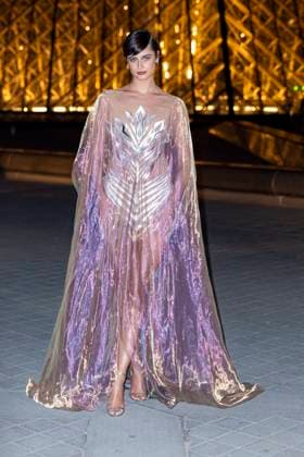 Le Grand Diner du Louvre photo call Taylor Hill Photo Call du Le Grand Diner du Louvre during Fashion Week in Paris on March 5th, 2025 Olivier Borde Bestimage Photo call Le Grand Diner du Louvre during Fashion Week in Paris on March 5th, 2025 Paris France  Copyright: xOLIVIERxBORDEx xBESTIMAGExOLIVIERxBORDEx xBESTIMAGEx