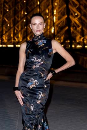 Le Grand Diner du Louvre photo call Natasha Poly Photo Call du Le Grand Diner du Louvre during Fashion Week in Paris on March 5th, 2025 Olivier Borde Bestimage Photo call Le Grand Diner du Louvre during Fashion Week in Paris on March 5th, 2025 Paris France  Copyright: xOLIVIERxBORDEx xBESTIMAGExOLIVIERxBORDEx xBESTIMAGEx