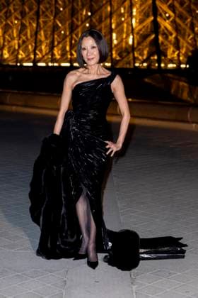 Le Grand Diner du Louvre photo call Michelle Yeoh Photo Call du Le Grand Diner du Louvre during Fashion Week in Paris on March 5th, 2025 Olivier Borde Bestimage Photo call Le Grand Diner du Louvre during Fashion Week in Paris on March 5th, 2025 Paris France  Copyright: xOLIVIERxBORDEx xBESTIMAGExOLIVIERxBORDEx xBESTIMAGEx