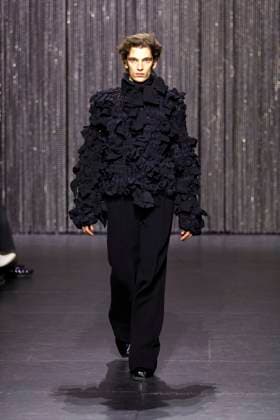 Alainpaul Ready to wear fall winter 2025 26 Paris March 2025 Alainpaul Ready to wear fall winter 2025 26 Paris March 2025, Credit:Zeppelin Avalon  Copyright: xZeppelinx xAvalonx 0972164431