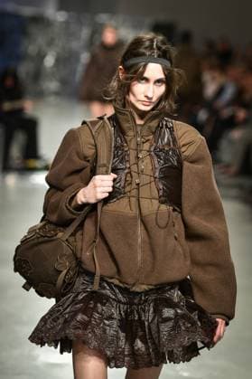 PFW - Cecilie Bahnsen Runway A model walks the runway for a collection by Cecilie Bahnsen as part of Paris Fashion Week at the Palais de Tokyo in Paris, on March 5, 2025. Photo by Firas Abdullah ABACAPRESS.COM Paris Ile-de-France France  Copyright: xAbdullahxFiras ABACAx