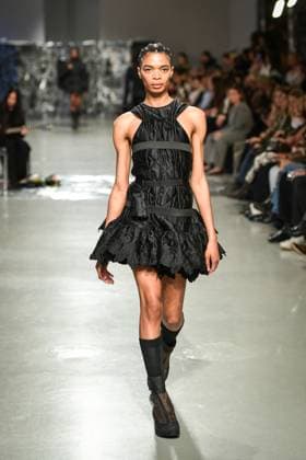 PFW - Cecilie Bahnsen Runway A model walks the runway for a collection by Cecilie Bahnsen as part of Paris Fashion Week at the Palais de Tokyo in Paris, on March 5, 2025. Photo by Firas Abdullah ABACAPRESS.COM Paris Ile-de-France France  Copyright: xAbdullahxFiras ABACAx