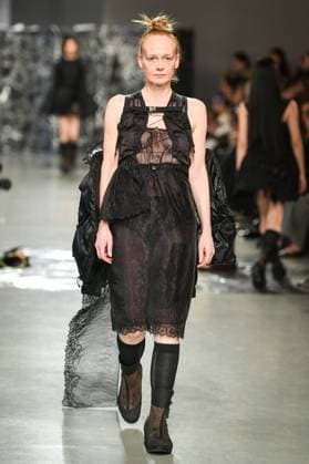 PFW - Cecilie Bahnsen Runway A model walks the runway for a collection by Cecilie Bahnsen as part of Paris Fashion Week at the Palais de Tokyo in Paris, on March 5, 2025. Photo by Firas Abdullah ABACAPRESS.COM Paris Ile-de-France France  Copyright: xAbdullahxFiras ABACAx