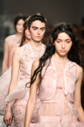 PFW - Cecilie Bahnsen Runway Models walk the runway for a collection by Cecilie Bahnsen as part of Paris Fashion Week at the Palais de Tokyo in Paris, on March 5, 2025. Photo by Firas Abdullah ABACAPRESS.COM Paris Ile-de-France France  Copyright: xAbdullahxFiras ABACAx