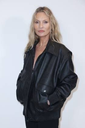 Entertainment Bilder des Tages PFW - Stella McCartney Photocall Kate Moss at the Stella McCartney fashion show as part of Paris Fashion Week on March 5, 2025 in Paris, France. Photo by Jerome Domine ABACAPRESS.COM Paris France  Copyright: xDominexJerome ABACAx
