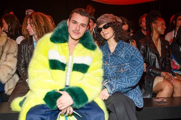 Entertainment Themen der Woche KW10 Entertainment Bilder des Tages Front row at the Casablanca Womens Fashion Ready To Wear Fall Winter 2025 2026 show during Paris Fashion Week PFW Arón Piper and guest Front row at the Casablanca Womens Fashion Ready To Wear Fall Winter 2025 2026 show during Paris Fashion Week PFW , in Paris, France, March 5, 2025 Yehiel Chekroune Bestimage Front row at the Casablanca Womens Fashion Ready To Wear Fall Winter 2025 2026 show during Paris Fashion Week PFW , in Paris, France, March 5, 2025 Paris France  Copyright: xYehielxChekrounex xBestimagexYehielxChekrounex xBestimagex