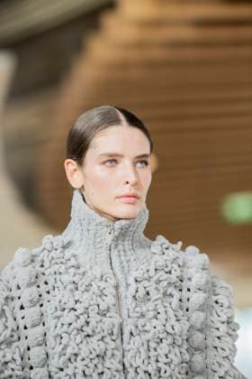 PFW - Stella McCartney Runway A model presents a creation by Stella McCartney for the Womenswear Ready-to-wear Fall-Winter 2025 2026 collection as part of the Paris Fashion Week, in Paris on March 5, 2025. Photo by Eliot Blondet ABACAPRESS.COM Paris France  Copyright: xBlondetxEliot ABACAx