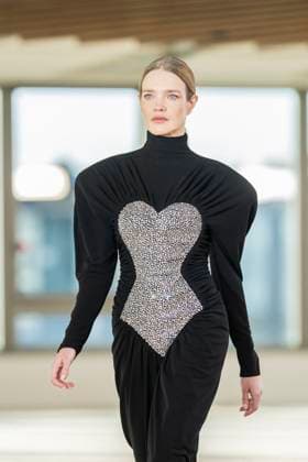 PFW - Stella McCartney Runway Model Natalia Vodianova presents a creation by Stella McCartney for the Womenswear Ready-to-wear Fall-Winter 2025 2026 collection as part of the Paris Fashion Week, in Paris on March 5, 2025. Photo by Eliot Blondet ABACAPRESS.COM Paris France  Copyright: xBlondetxEliot ABACAx