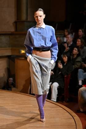 PFW Julie Kegels Runway A model walks the runway during Julie Kegels show during Paris Fashion Week in Paris, France on March 5, 2025. Photo by Julien Reynaud APS-Medias ABACAPRESS.COM Paris France  Copyright: xReynaudxJulien APS-Medias ABACAx