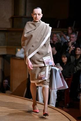 PFW Julie Kegels Runway A model walks the runway during Julie Kegels show during Paris Fashion Week in Paris, France on March 5, 2025. Photo by Julien Reynaud APS-Medias ABACAPRESS.COM Paris France  Copyright: xReynaudxJulien APS-Medias ABACAx